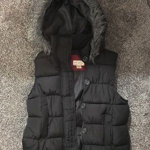 Puffy vest